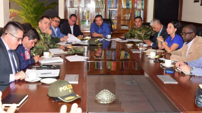 Consejo de Seguridad en Popayán con alcaldes afectados por escalada terrorista.