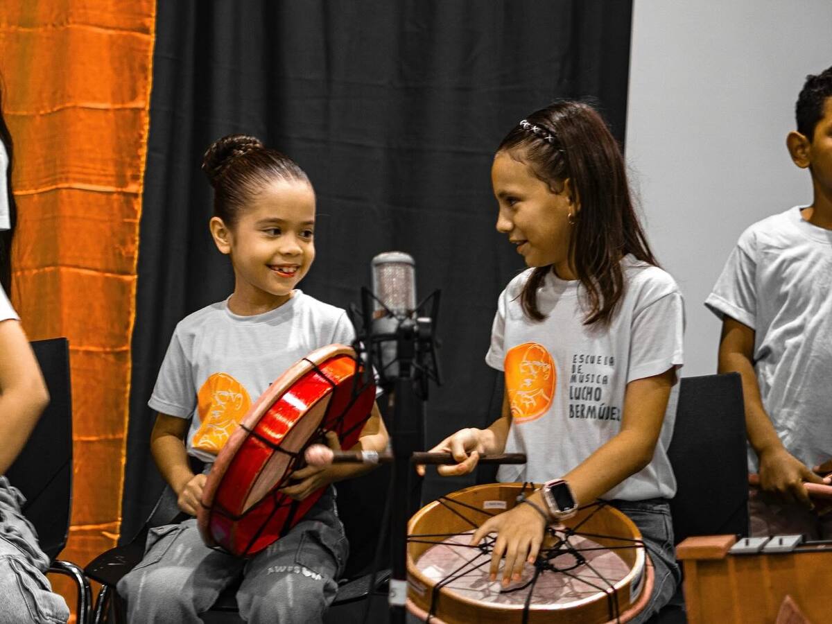 Escuela de Música Lucho Bermúdez inicia clases en sus diferentes procesos musicales