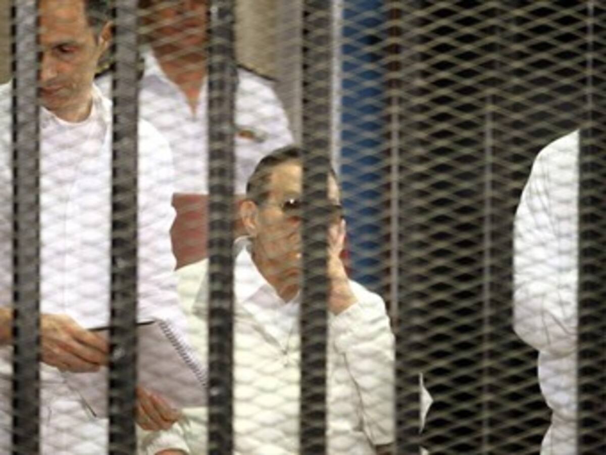 Juicio al expresidente egipcio Hosni Mubarak se reanudará el lunes