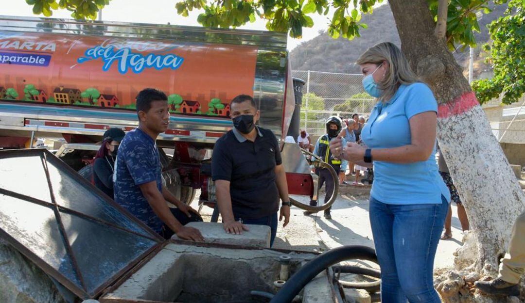 Alcaldesa Virna Johnson en la Ruta del Agua . Imagen de referencia
