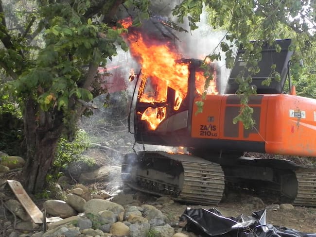 Fuerza pública ejecutó operación contra minería ilegal en López de Micay
