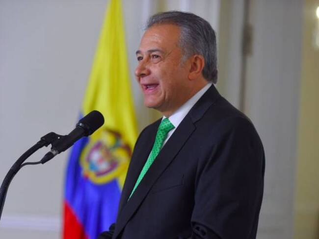 El Gobierno no se inmovilizará por el paro armado del ELN: Óscar Naranjo