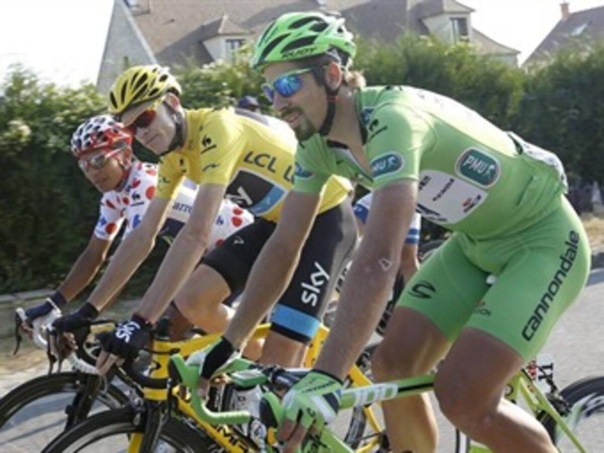 Nairo Quintana en el paseo de la victoria