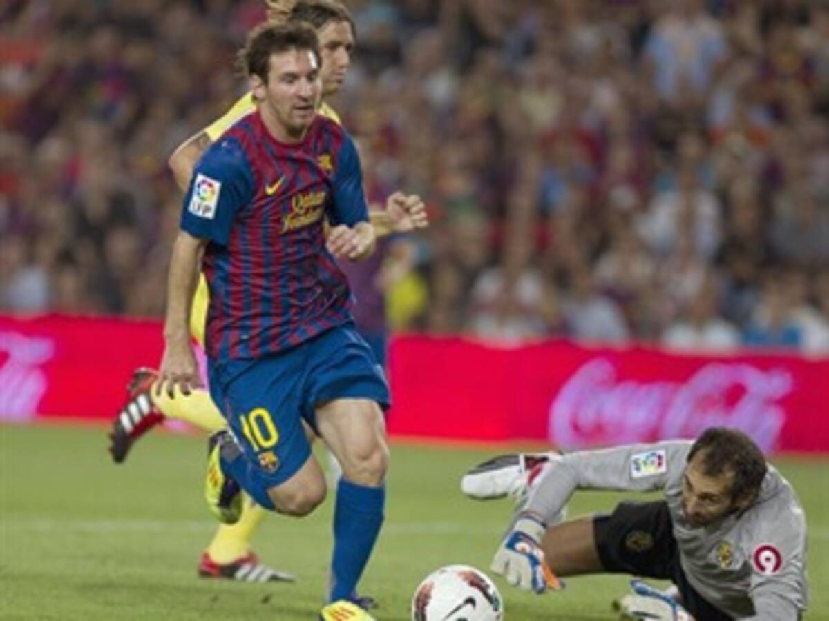 Barcelona golea 5-0 al Villarreal e irrumpe a lo grande en la Liga Española