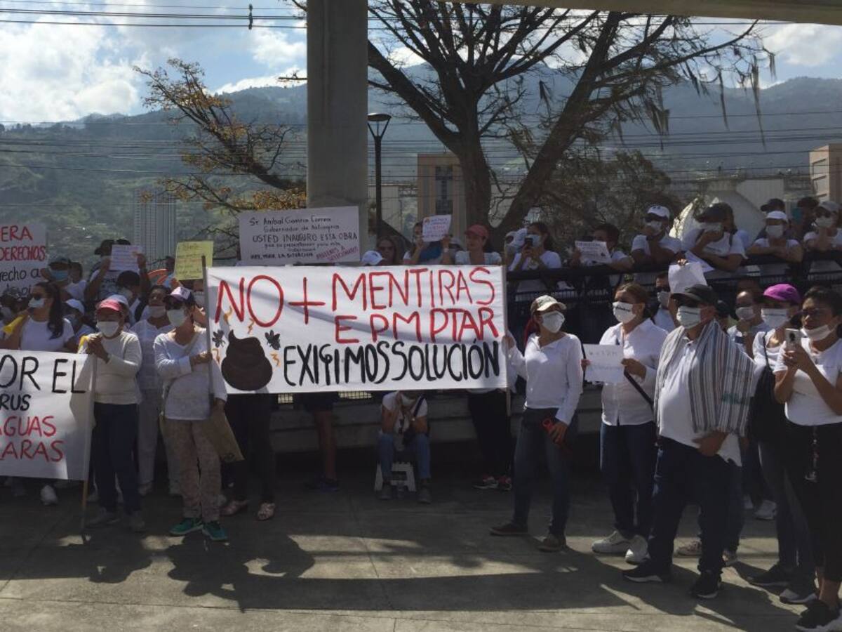Vecinos de Planta Aguas Claras, piden a EPM soluciones sobre malos olores
