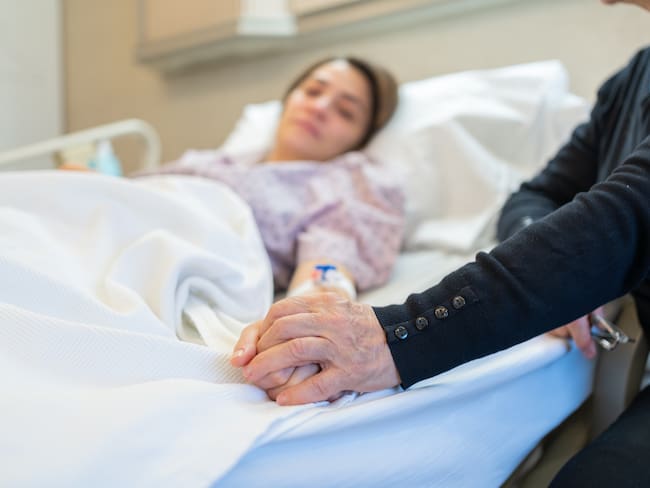 Persona enferma en hospital, imagen de referencia // Getty Images