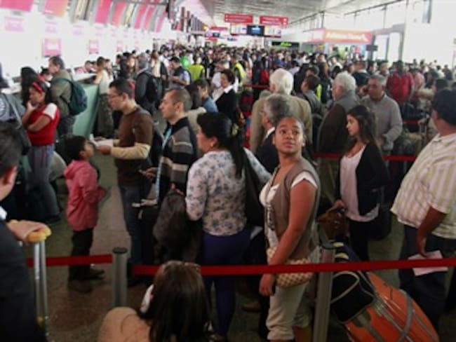 Continúan los problemas en el Puente Aéreo de Bogotá