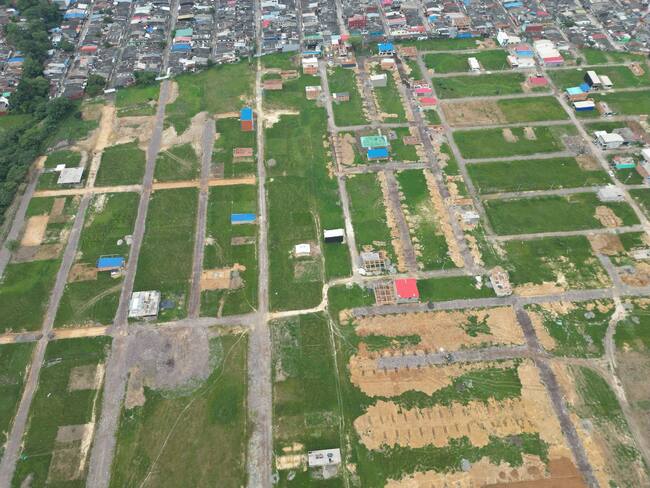 El caso de invasión de tierras en Villavicencio que tiene bajo amenaza al bogado de Nicolás Petro