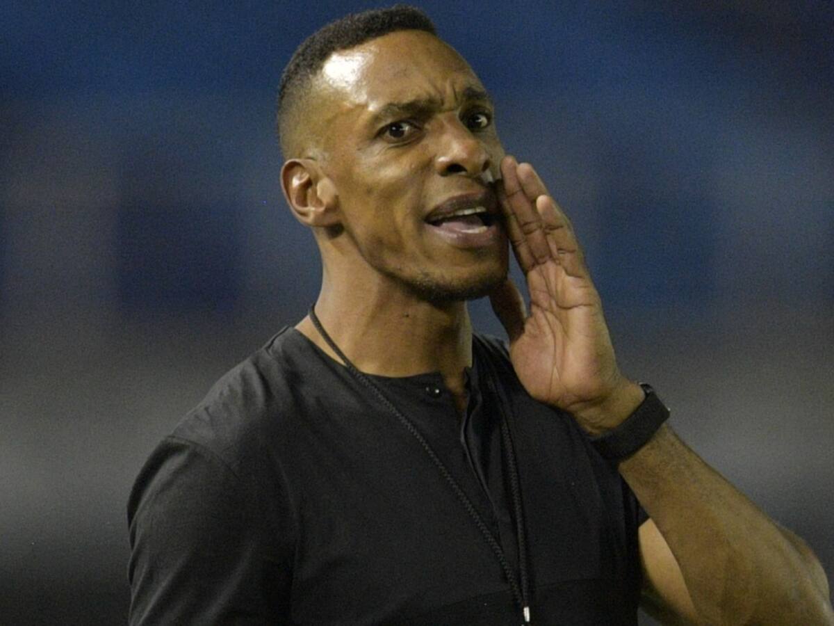 Debate: "debe seguir para 2021 Amaranto en Junior?"