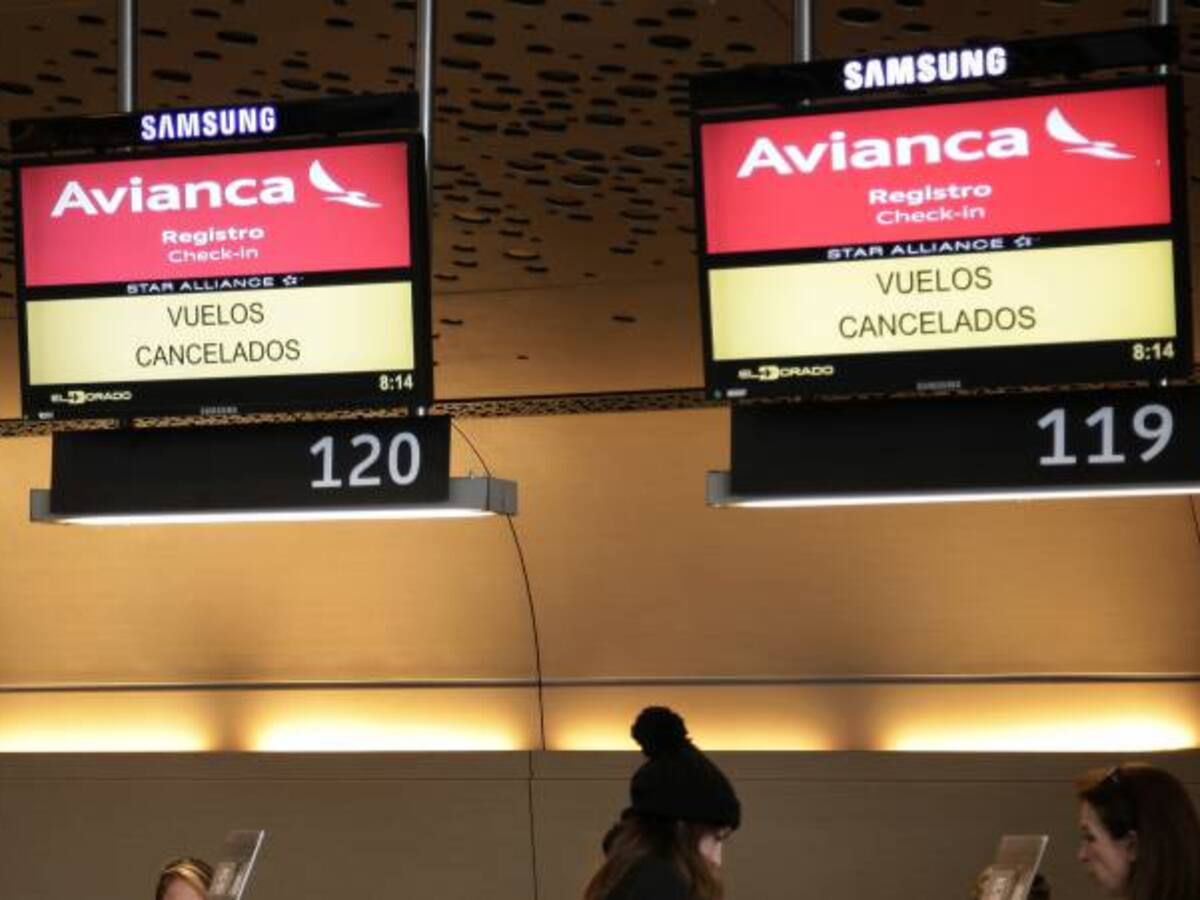 Además del Tribunal, hay otras opciones para levantar huelga de pilotos: expertos laboralistas