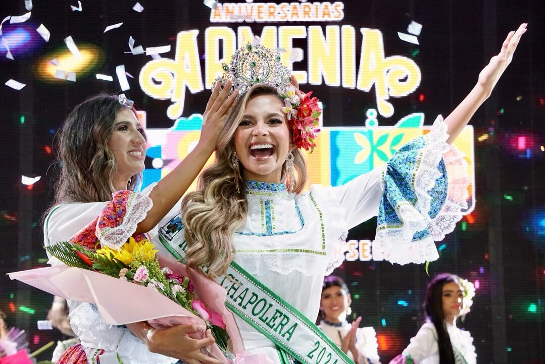 Mariana Vélez Orozco, Reina Chapolera Armenia 2024, representará a la ciudad en el reinado departamental del Café. Foto: Cortesía Alcaldía de Armenia
