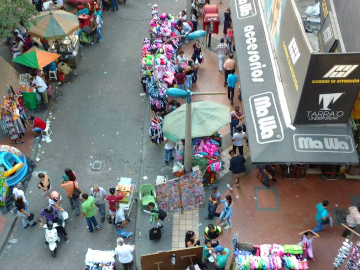 Habitantes de calle tienen casi en la quiebra a comerciantes del centro