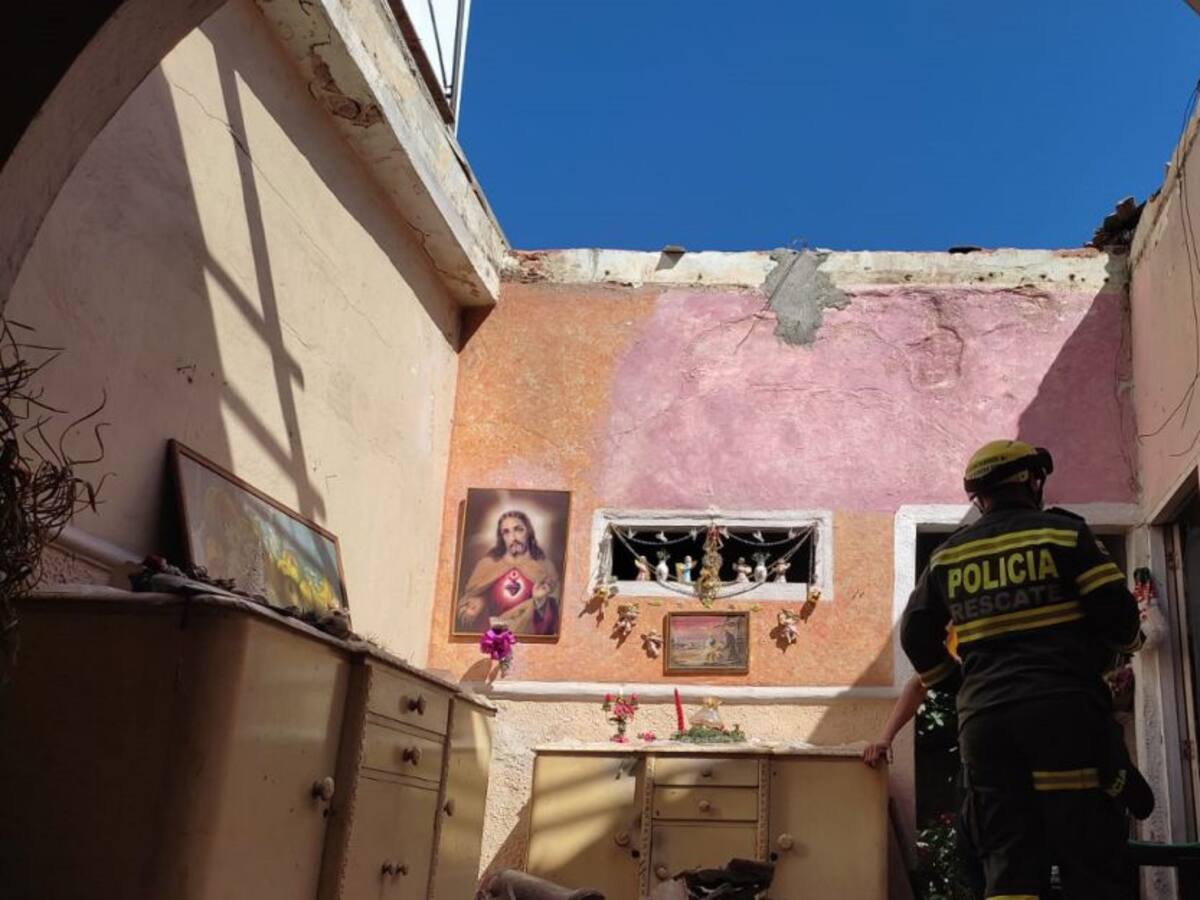 Autoridades atendieron emergencia de vivienda destechada en Barranquilla