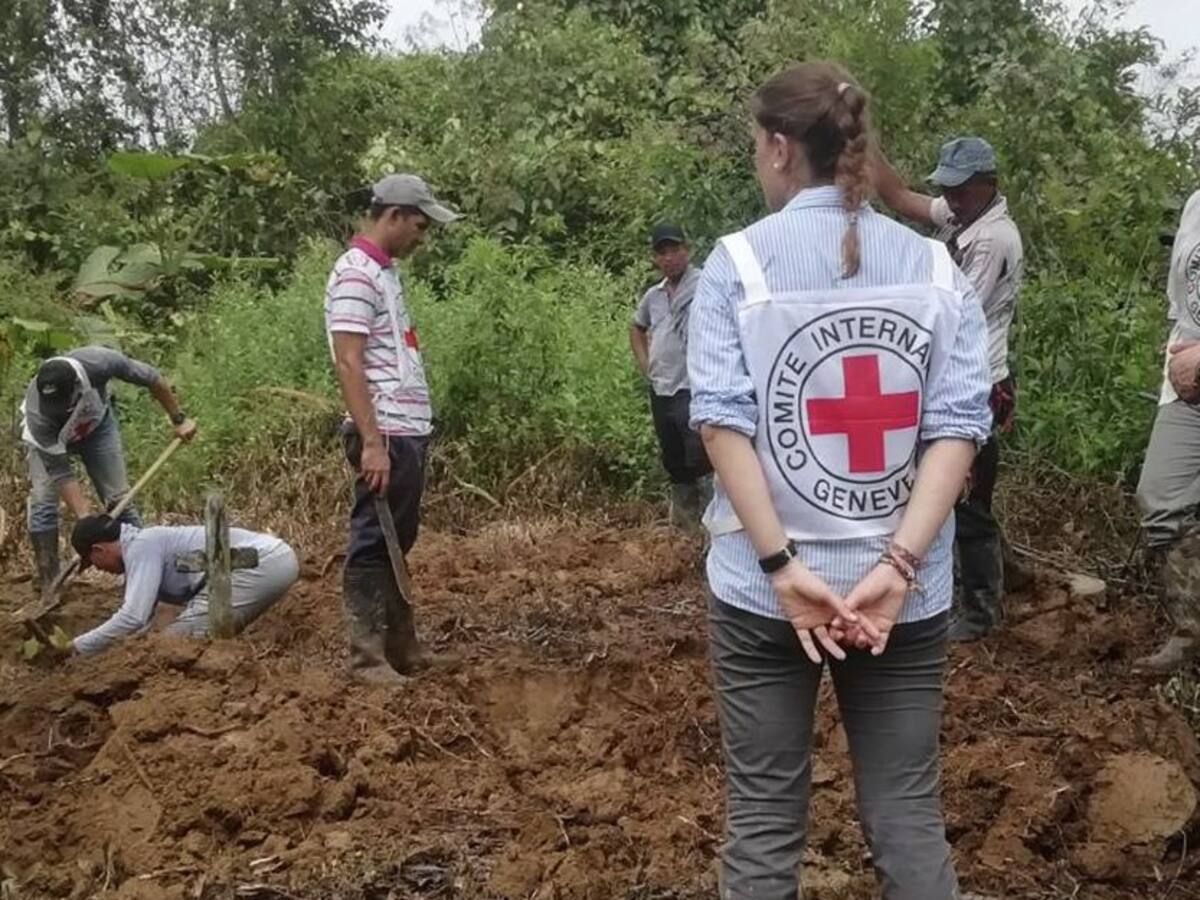 El CICR recuperó tres restos humanos de una fosa en Dabeiba, Antioquia