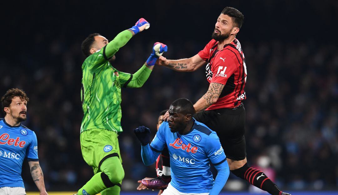 David Ospina con el Napoli frente al Milan.