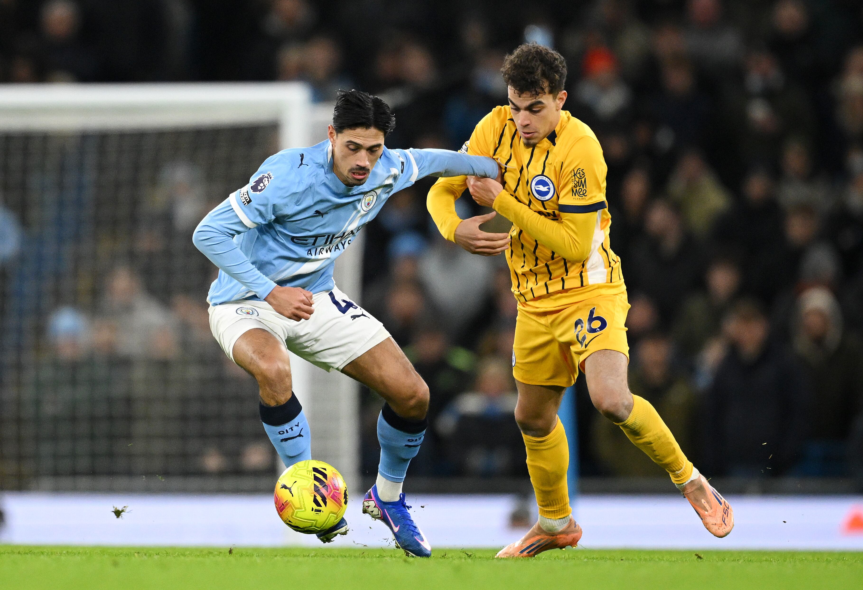 Manchester City resbala con Brighton y le cede terreno al Arsenal: así queda la tabla en Premier. (Photo by Clive Mason/Getty Images)