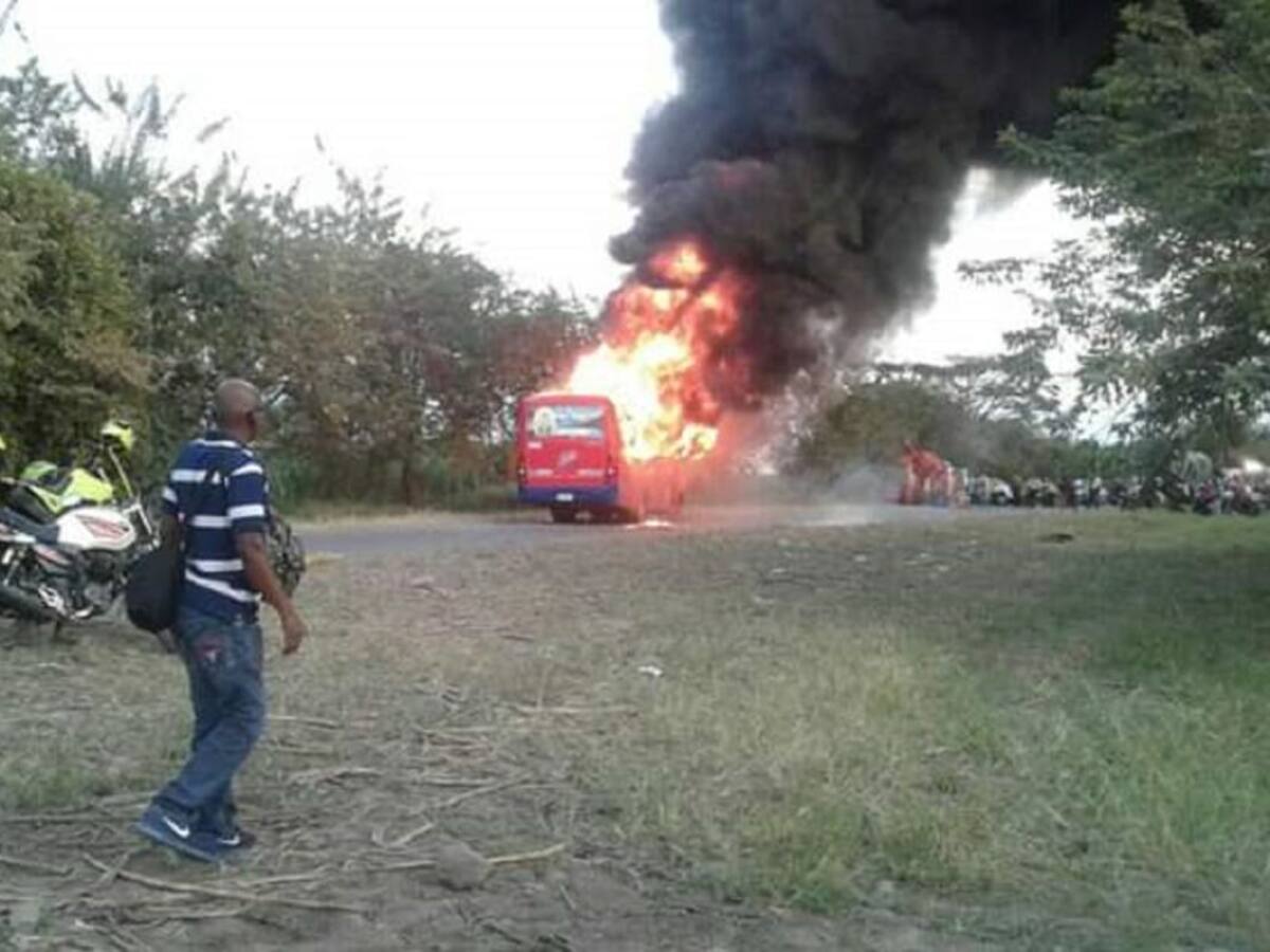 Seis personas muertas en dos accidentes de transito en vías del Valle