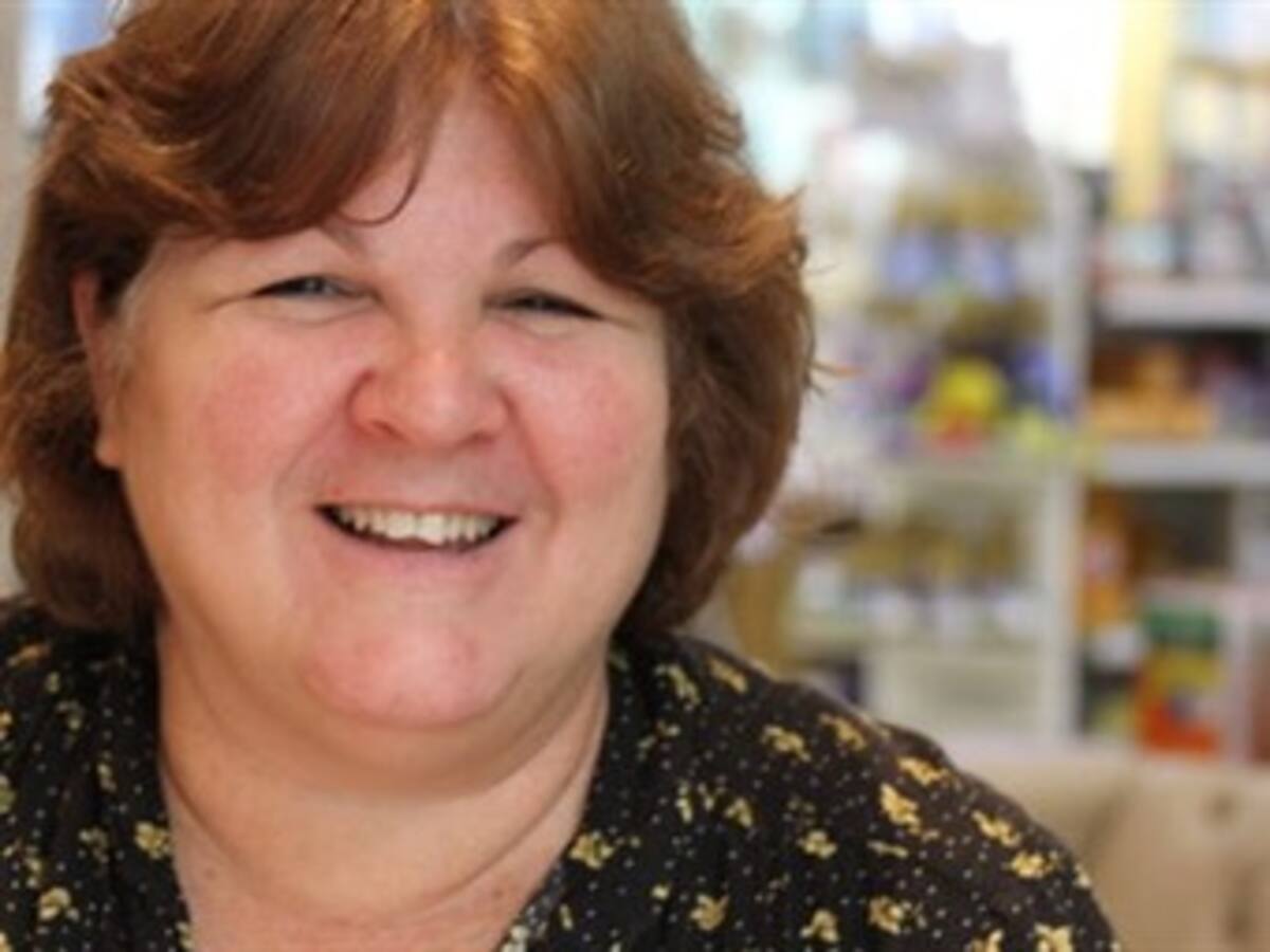 Aleida Guevara presenta en Chile un libro sobre su padre, el Che Guevara