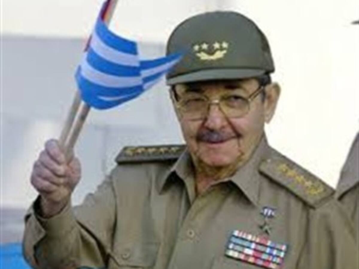 Raúl Castro: La revolución cubana sigue siendo una revolución de jóvenes