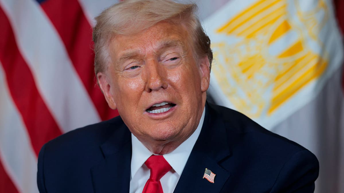 Trump firmó en Davos el documento fundador del Consejo de Paz