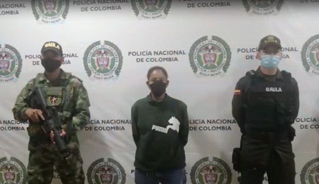Mujer capturasa por Policía, FIscalía y Ejército en Quindío