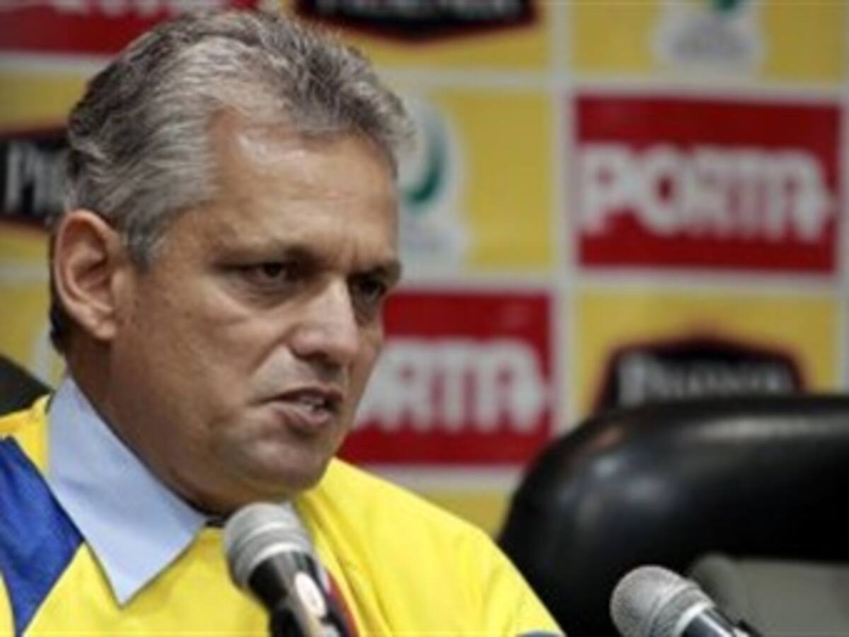 Reynaldo Rueda convocó ocho jugadores del exterior para amistoso con Chile