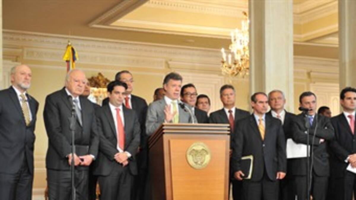 Mesa de Unidad Nacional respalda eventual reelección del presidente Santos