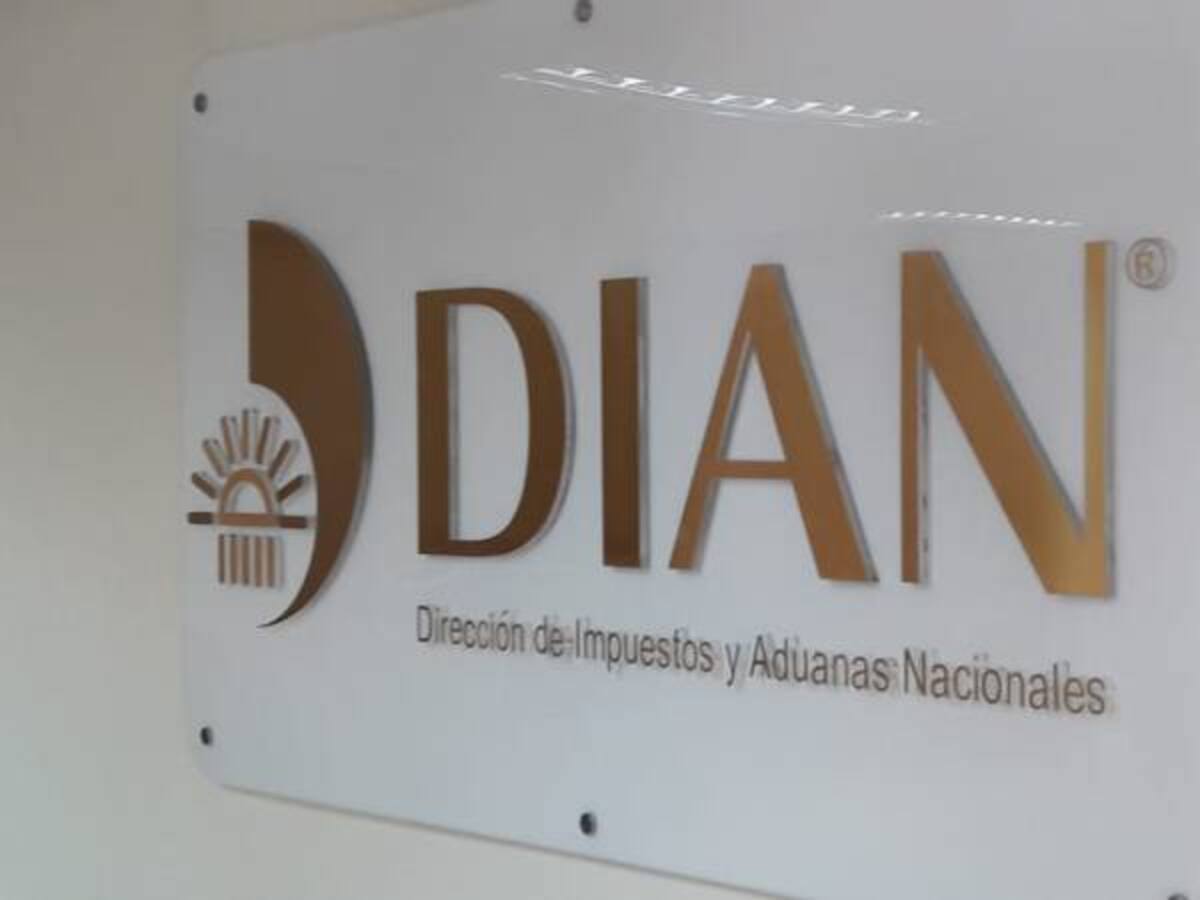 812 millones de pesos adeudan en impuestos los Quindianos a la Dian