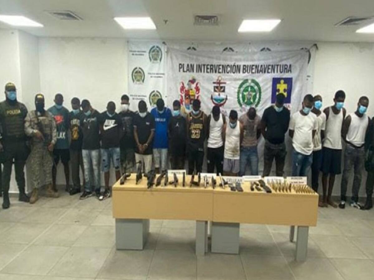 Para evitar su captura tomaron de rehenes a varias personas en Buenaventura