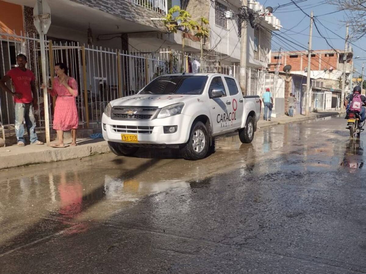 Vecinos desesperados en Antonio José de Sucre por aguas servidas