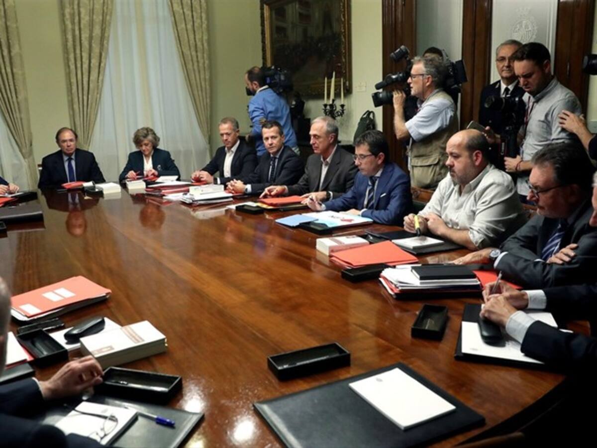 Tribunal Supremo de España no frenará aplicación de medidas contra autonomía catalana