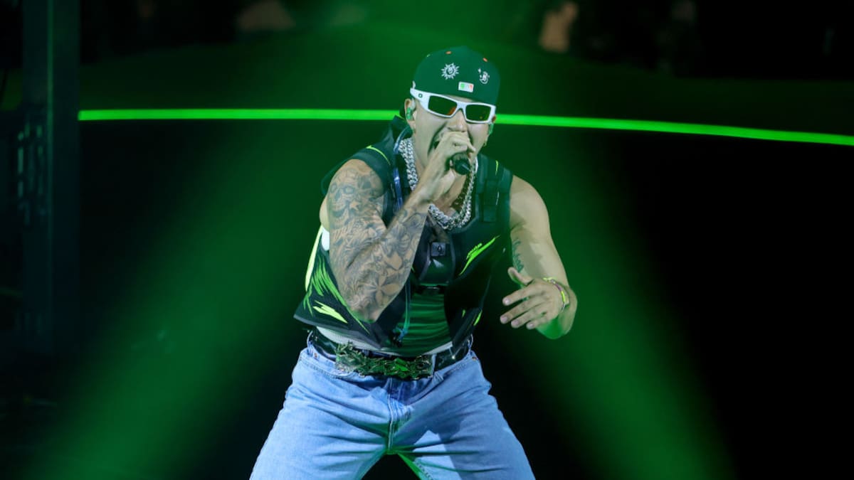 Feid lanza su esperado EP ‘FEID VS FERXXO’ tras agotar en minutos su show en el Teatro Carlos Vieco