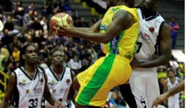 Bambuqueros de Neiva sigue en la punta del campeonato profesional de baloncesto