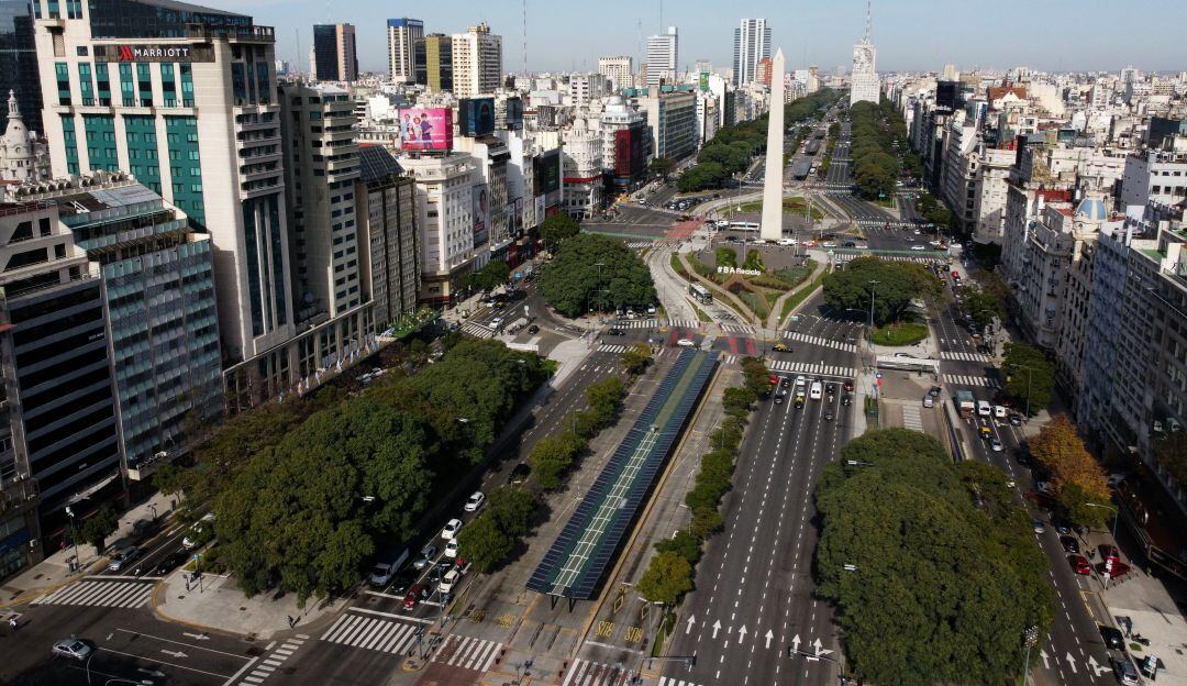 Las calles de Argentina han vuelto a quedar vacías por cuenta de las restricciones para frenar el avance del coronavirus.