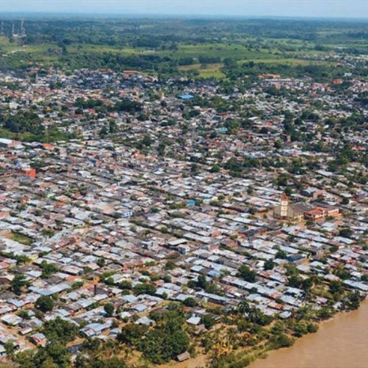 Un hombre murió luego de atacar a la policía con un machete en Nechí, Antioquia