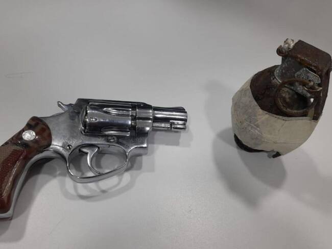 Los sujetos capturados de 21, 23 y 25 años de edad fueron identificados como reconocidos delincuentes del municipio de La Plata