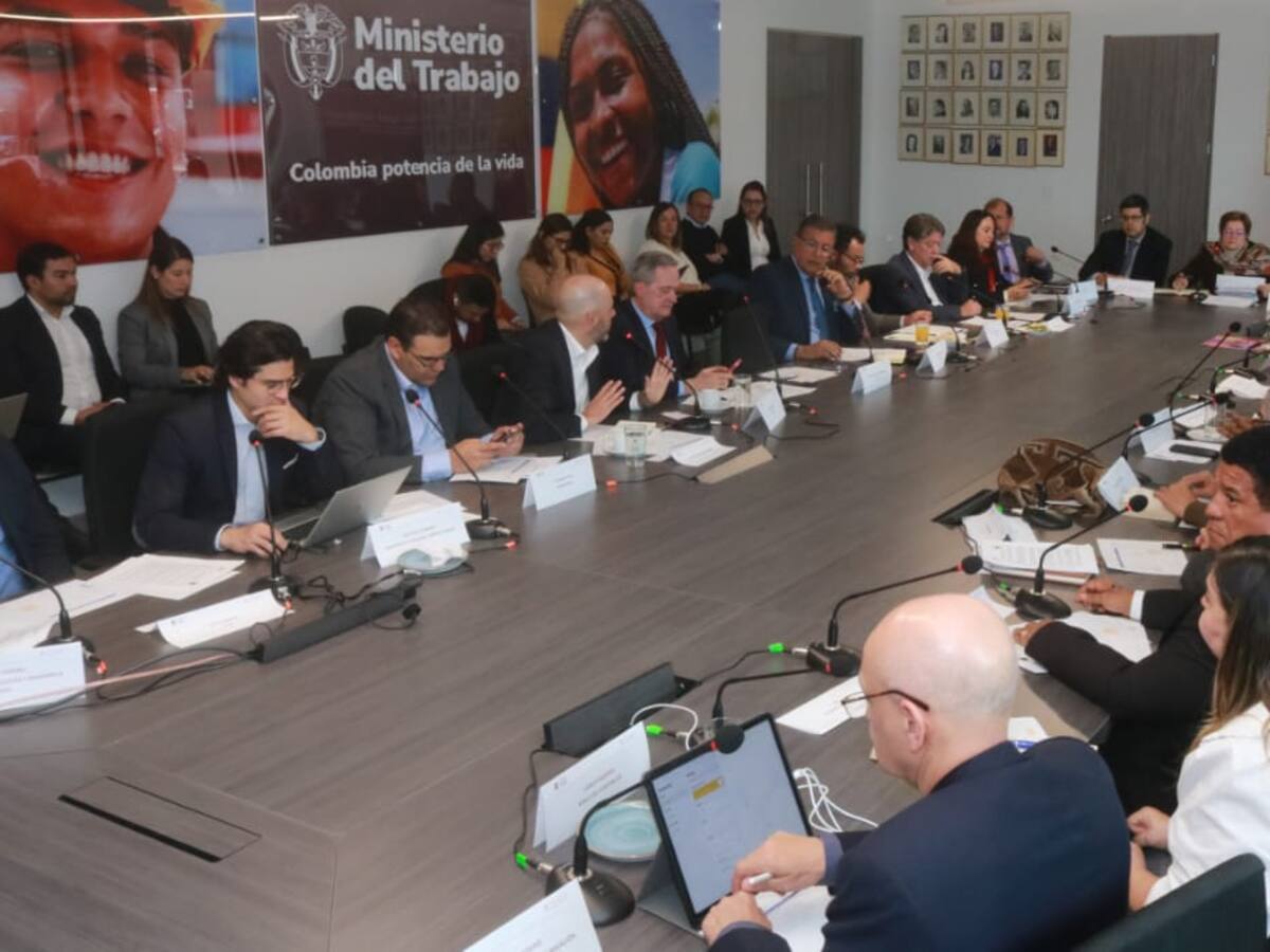 Días definitivos para fijar aumento de salario mínimo