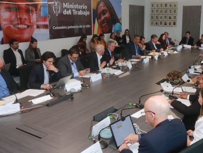 Días definitivos para fijar aumento de salario mínimo