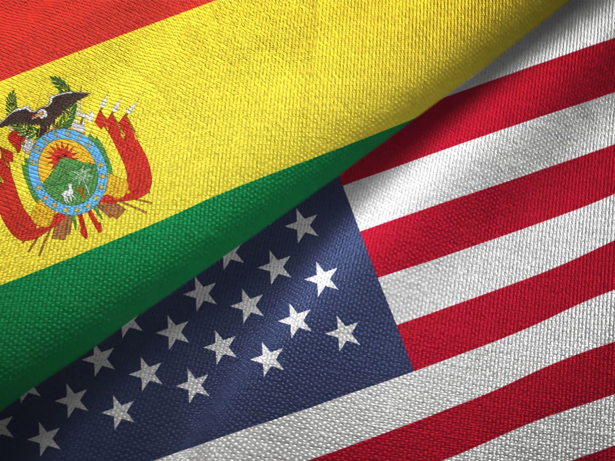 Bolivia firma su primer acuerdo antidrogas con Estados Unidos en casi 20 años