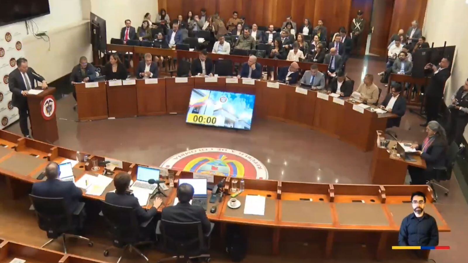 Gobernador en la Corte Constitucional. / Foto: Cortesía Gobernación.