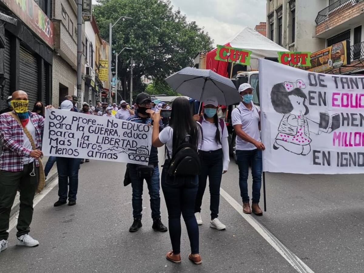 El gobierno culpa a los manifestantes del dinero que hace falta: Fecode