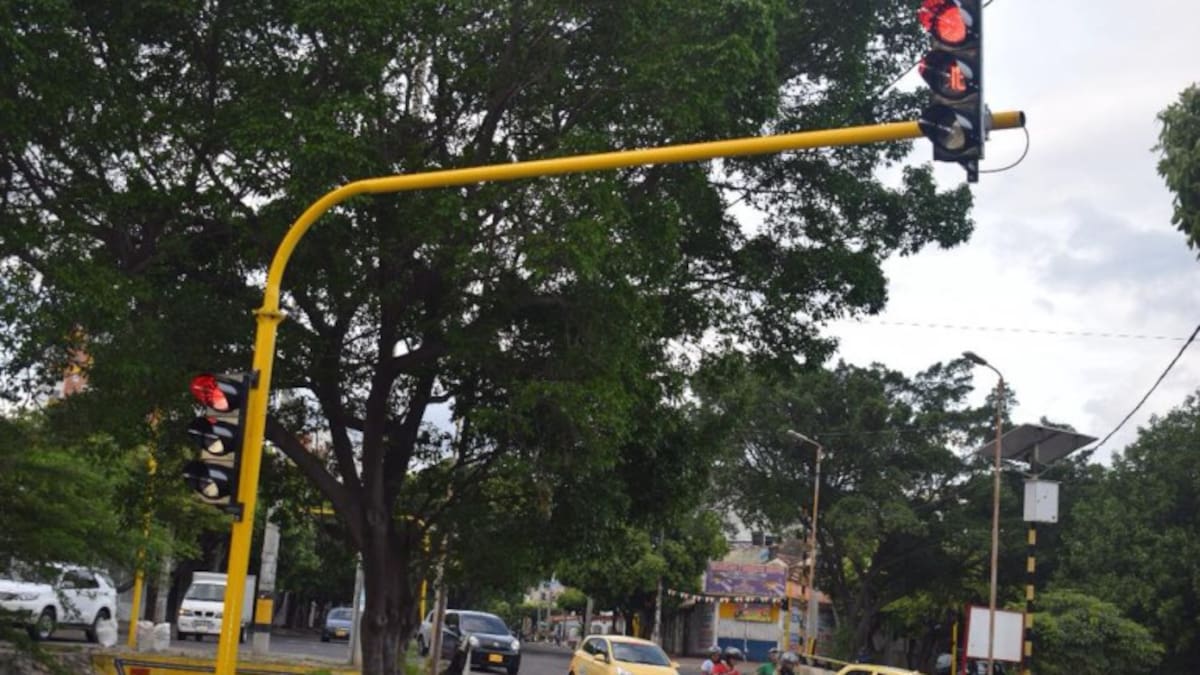 Autoridades de tránsito analizan los tiempos semafóricos durante las horas picos en Cúcuta