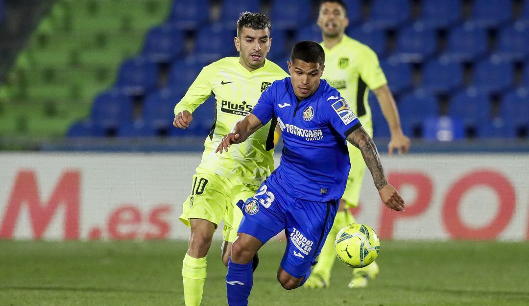 'Cucho' Hernández operado con éxito en España tras fractura en dedo del pie