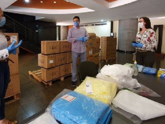 Hospitales de Medellín recibieron los elementos donados por la UdeA