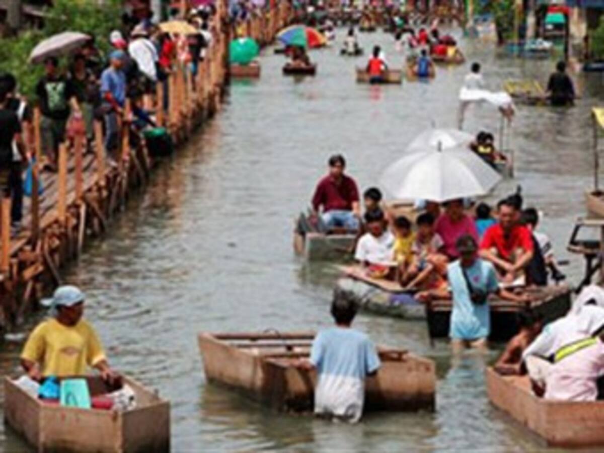 Ya son 281 los muertos por las inundaciones en Tailandia