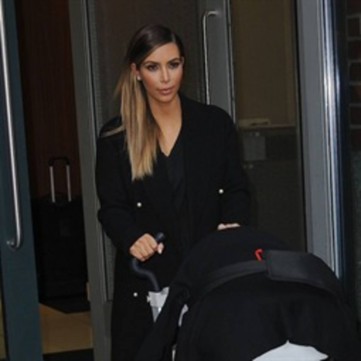 Kim Kardashian no descarta casarse en Navidad