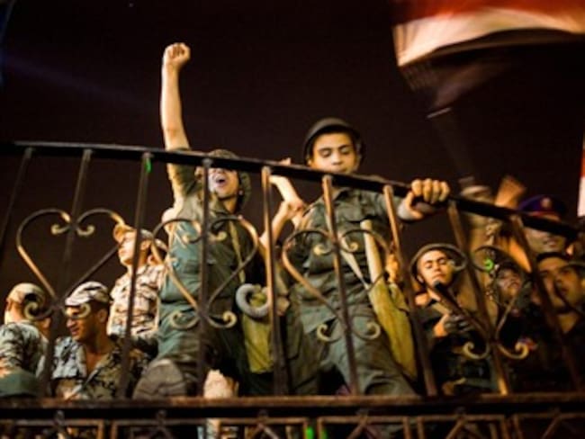 Ejército egipcio pide a la población reconciliación y unidad para salir de la crisis