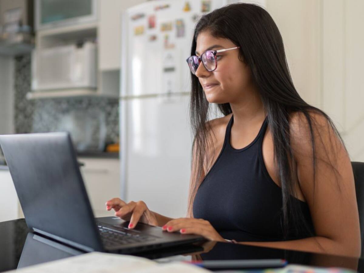 Jóvenes tendrán prioridad para aplicar a trabajos con el Estado