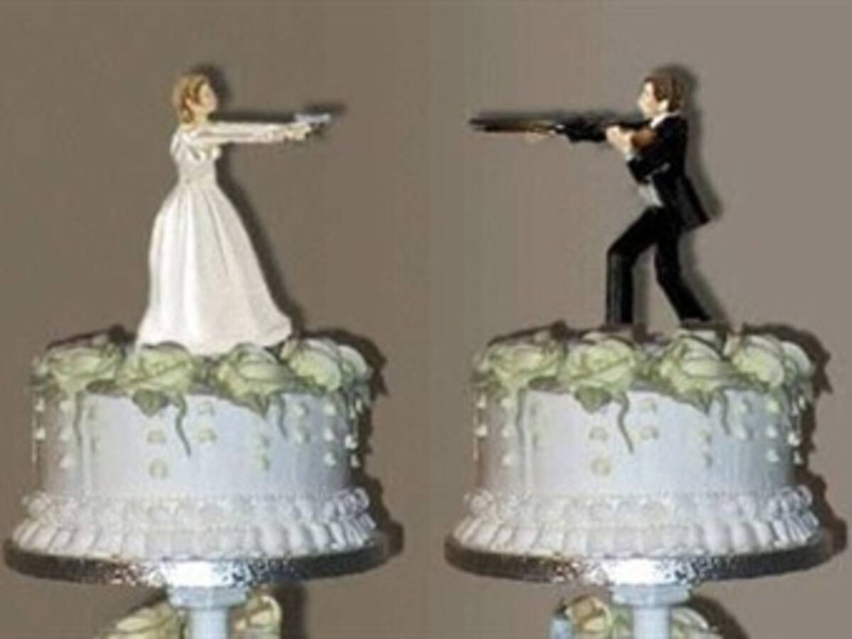Pareja de divorciados pelea para no tener la custodia de su hijo