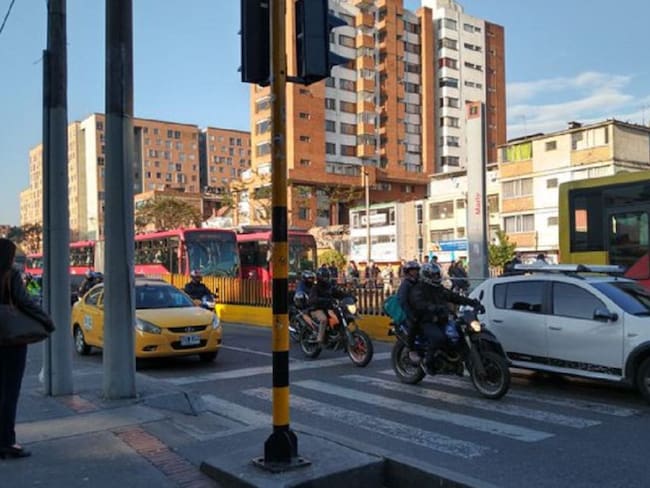 Grupo de taxistas en Bogotá se une al paro de transportadores